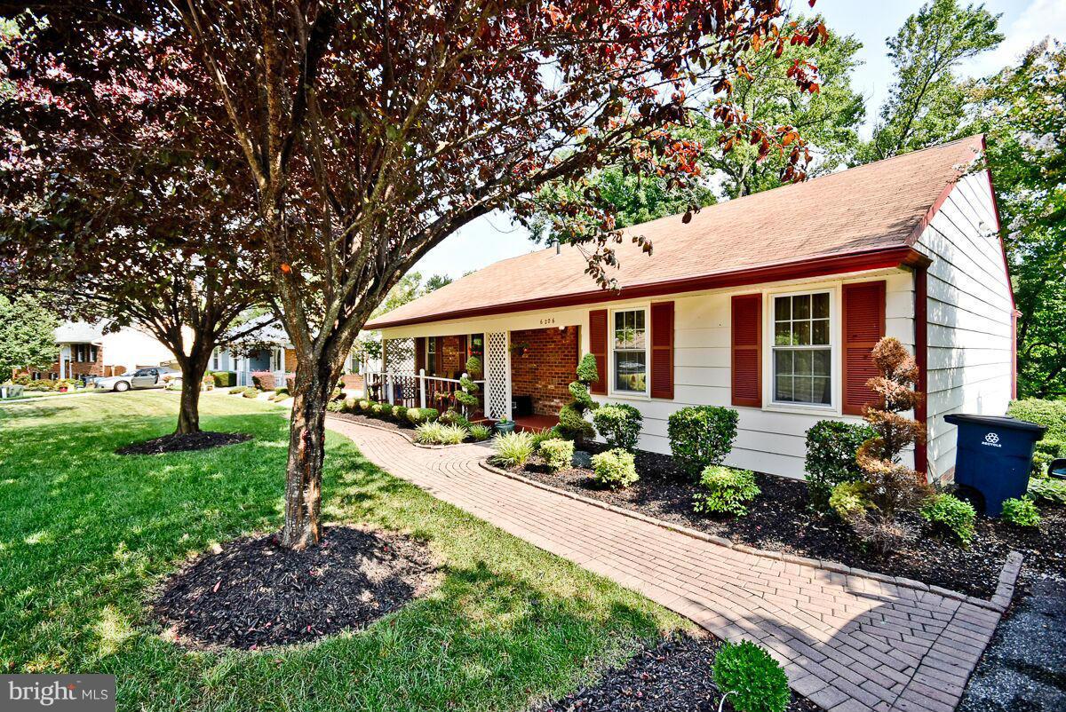 6206 Terence Drive Clinton, MD 20735 - Photo 3 of 29 Exterior (General)