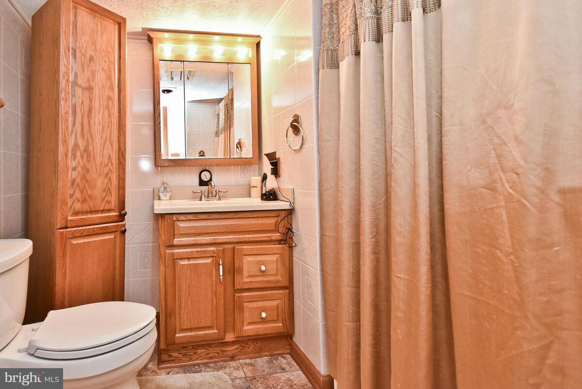 6206 Terence Drive Clinton, MD 20735 - Photo 10 of 29 Bath
