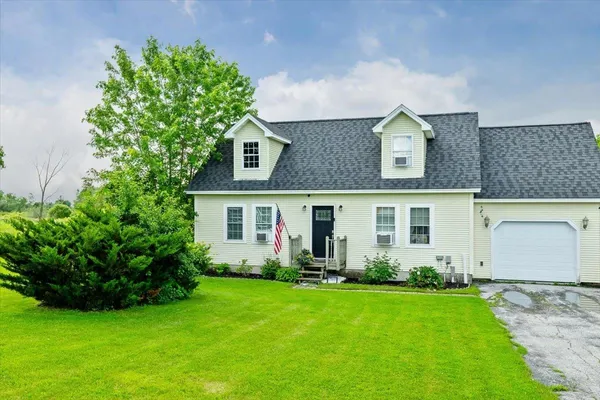 $350,000 | 1 Glen Ridge Lane, Swanton, VT 05478