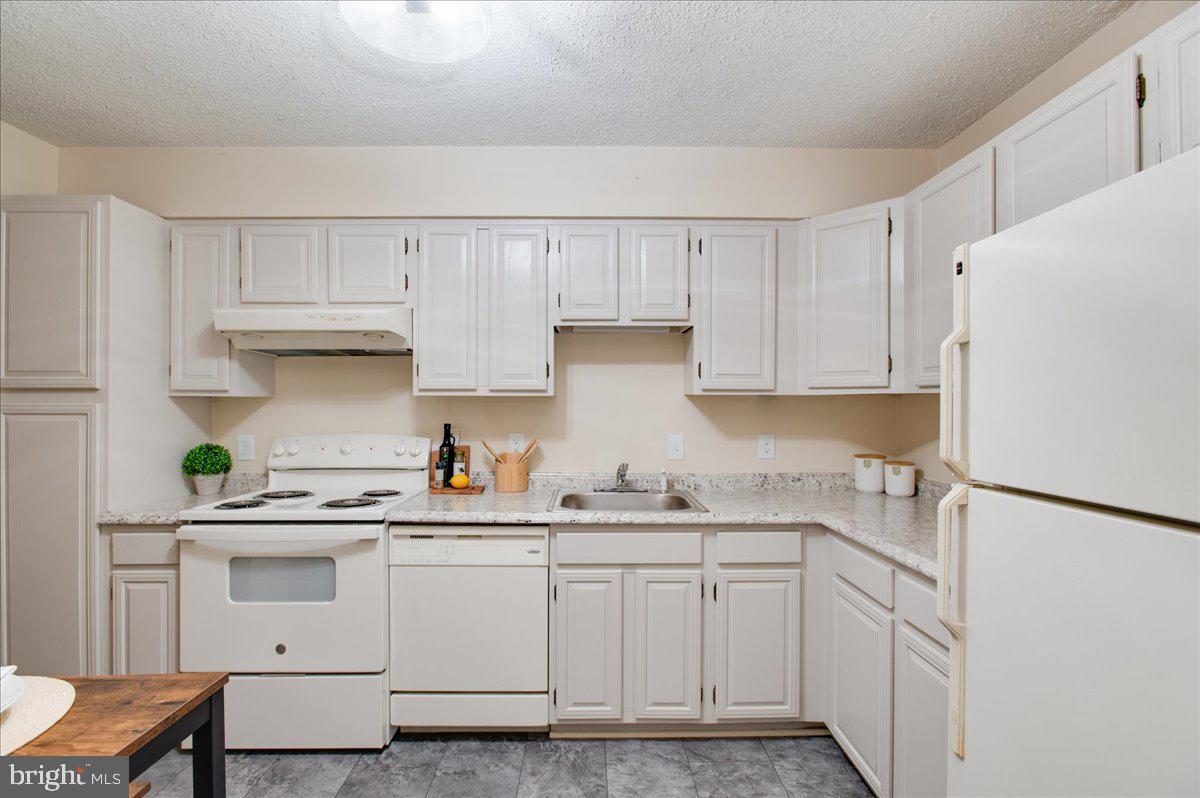2141 P Street Northwest, Unit 505 Washington, DC 20037 - Photo 11 of 27