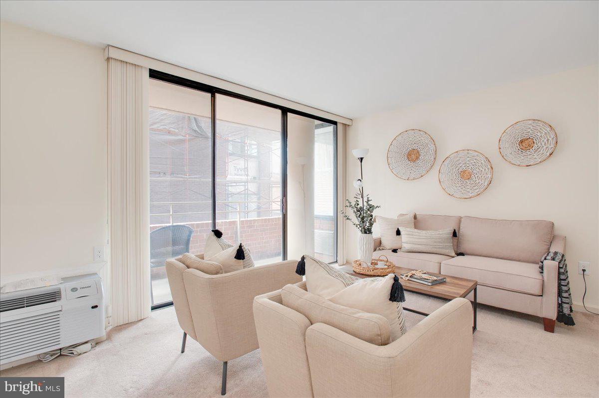 2141 P Street Northwest, Unit 505 Washington, DC 20037 - Photo 6 of 27