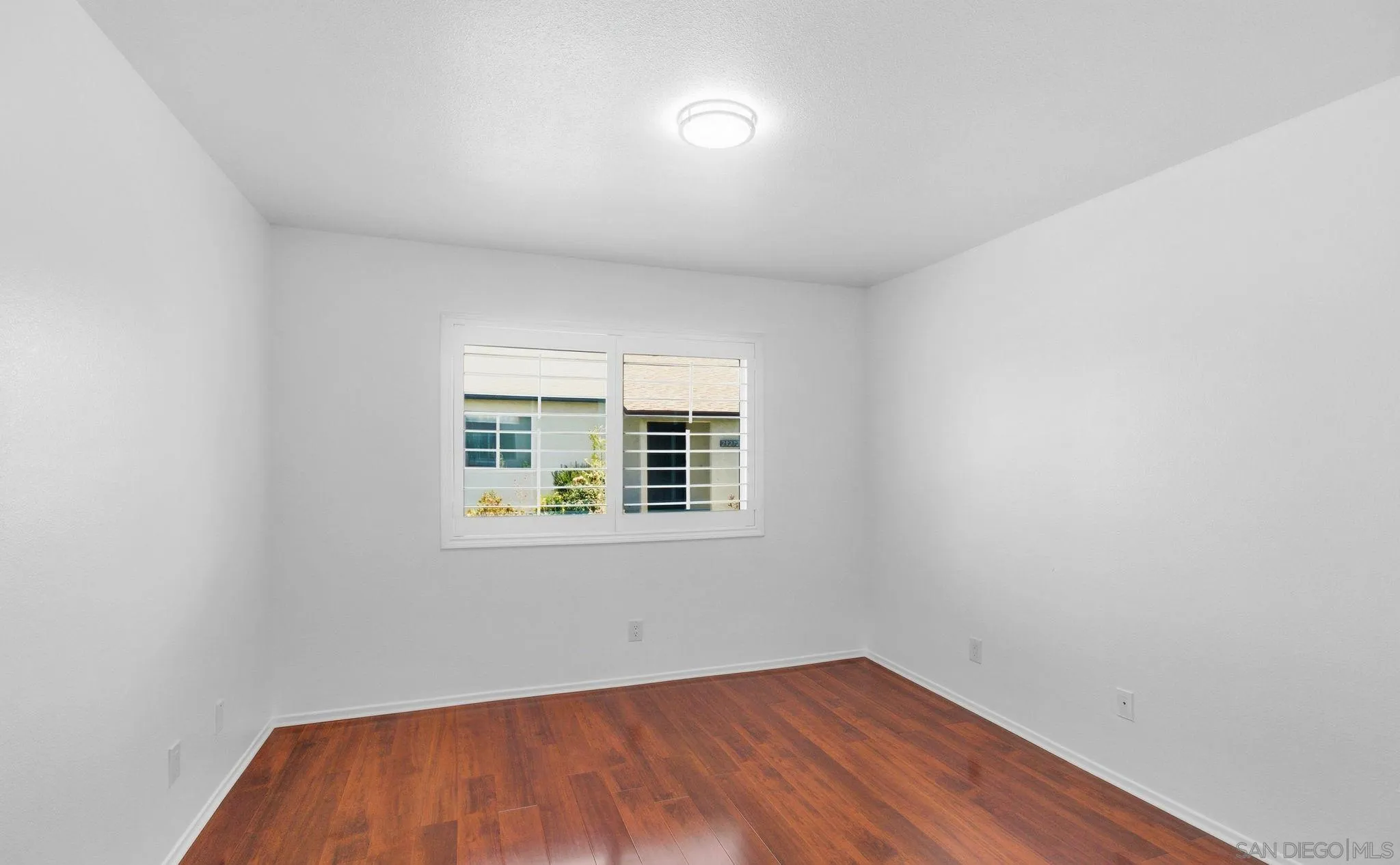 29228 Murrieta Road Menifee, CA 92586 - Photo 11 of 27
