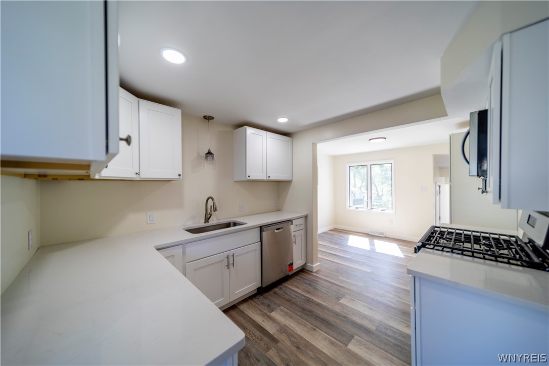 719 South Huth Road Cheektowaga, NY 14225 - Photo 4 of 35 Gallery Image 4