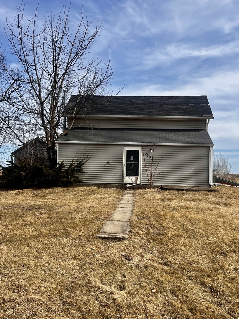 a backyard of a house