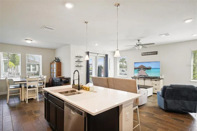 $2,700 | 6240 Sea Air Drive, Apollo Beach, FL 33572