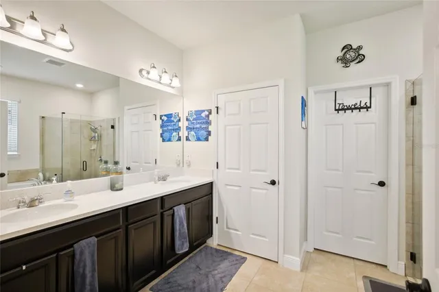 $2,700 | 6240 Sea Air Drive, Apollo Beach, FL 33572