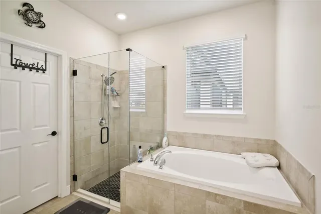 $2,700 | 6240 Sea Air Drive, Apollo Beach, FL 33572