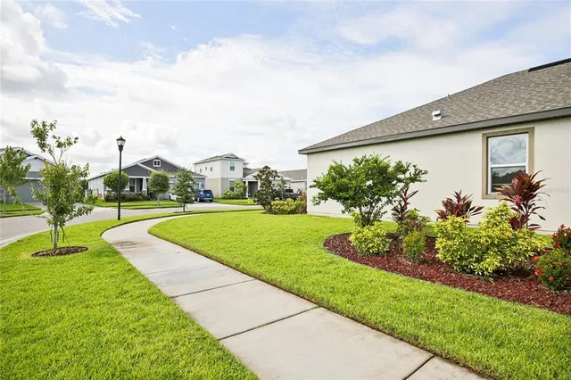 $2,700 | 6240 Sea Air Drive, Apollo Beach, FL 33572
