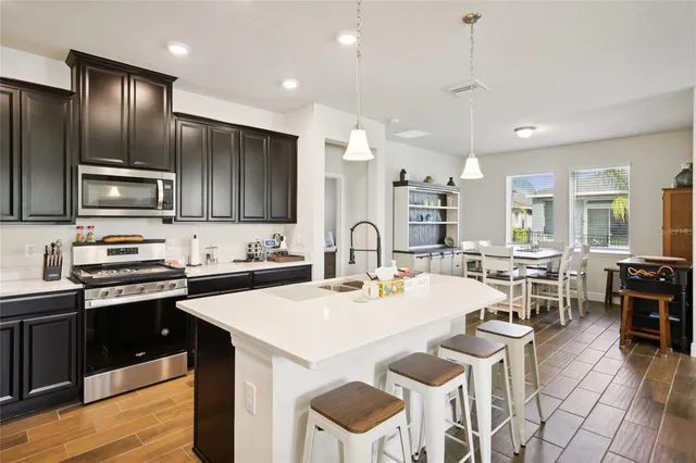 $2,700 | 6240 Sea Air Drive, Apollo Beach, FL 33572