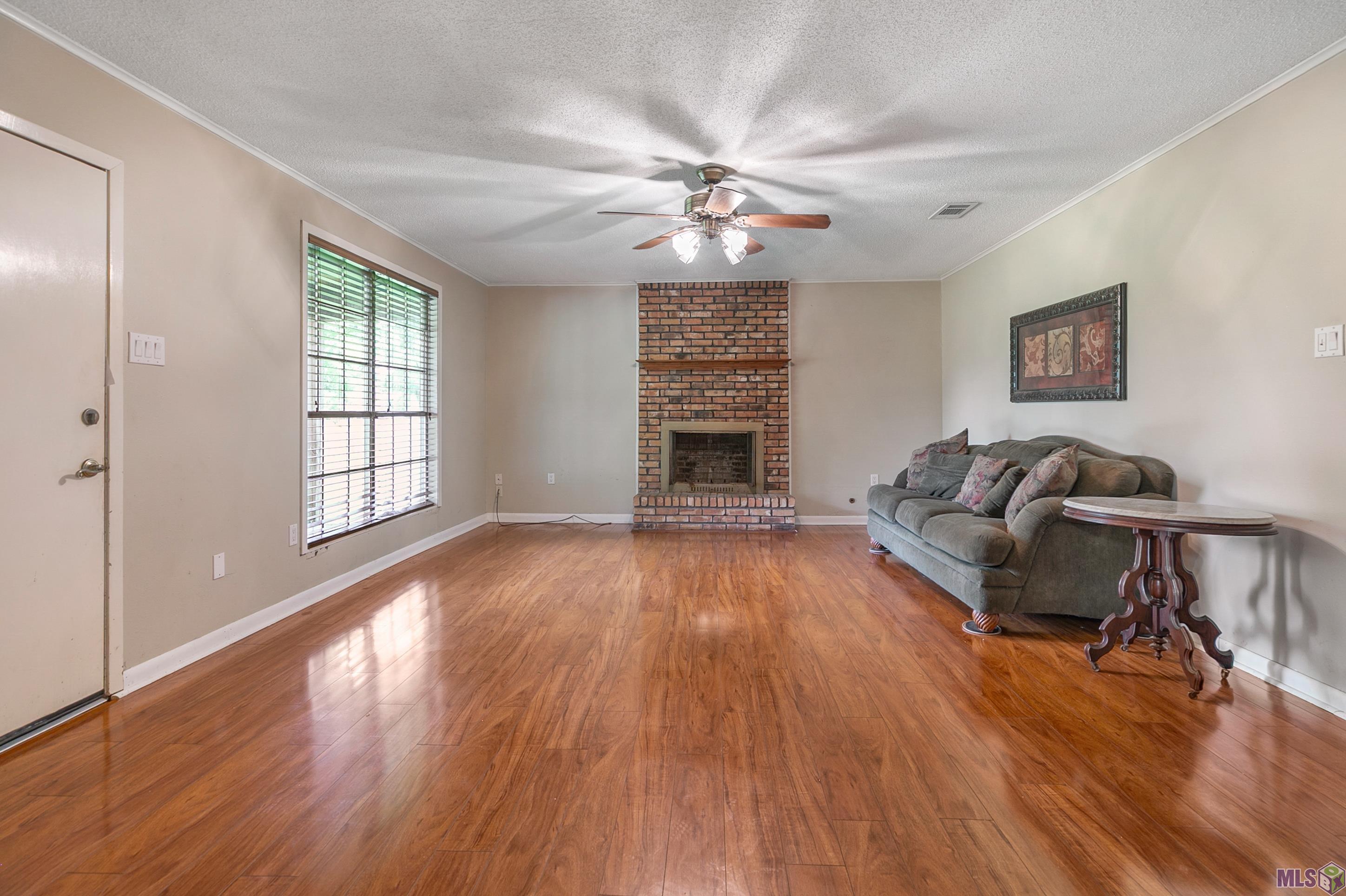 5519 Elm Grove Road Port Allen, LA 70767 - Photo 3 of 15