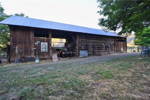 $950,000 | 30834 Highway 96, Klamath River, CA 96050