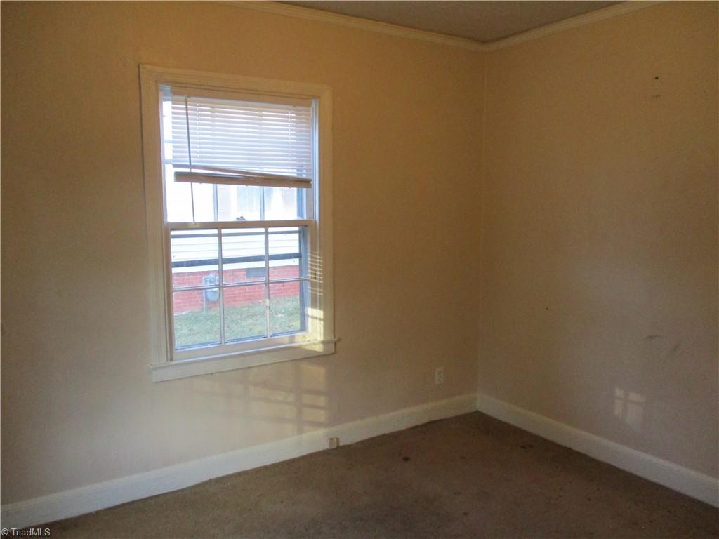 1706 Valley Ridge Drive High Point, NC 27260 - Photo 20 of 27 2nd bedroom