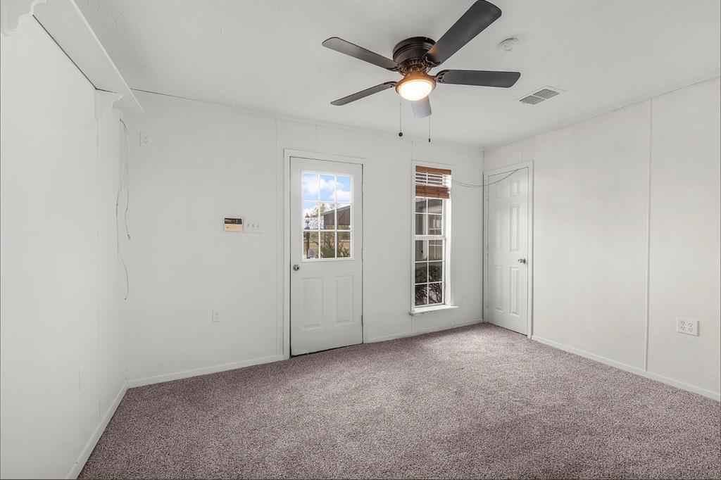 328 Creekview Meadows Drive Springtown, TX 76082 - Photo 13 of 15