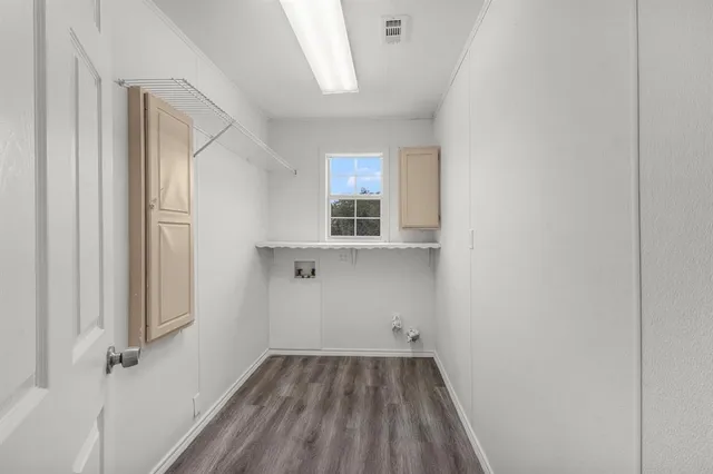 $260,000 | 328 Creekview Meadows Drive, Springtown, TX 76082