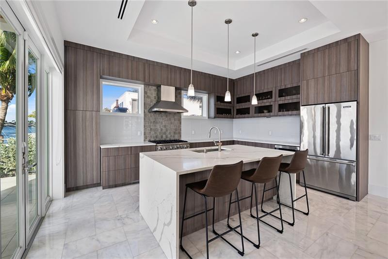 1713 North Riverside Drive Pompano Beach, FL 33062 - Photo 7 of 36