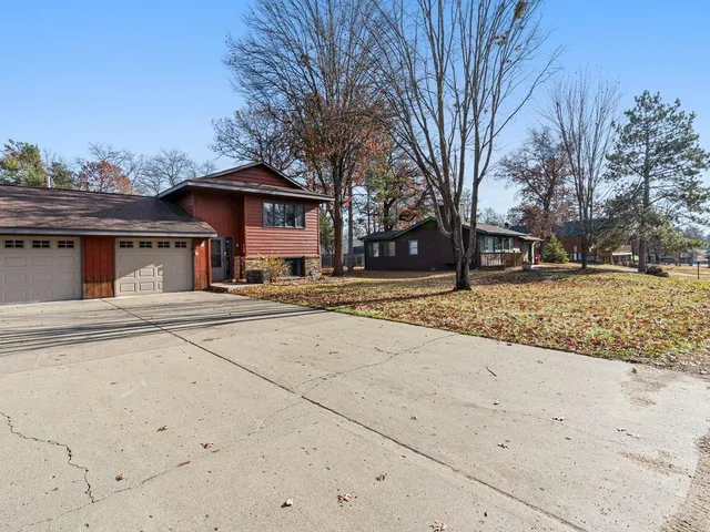 $259,900 | 30316 North Spruce Drive, Breezy Point, MN 56472