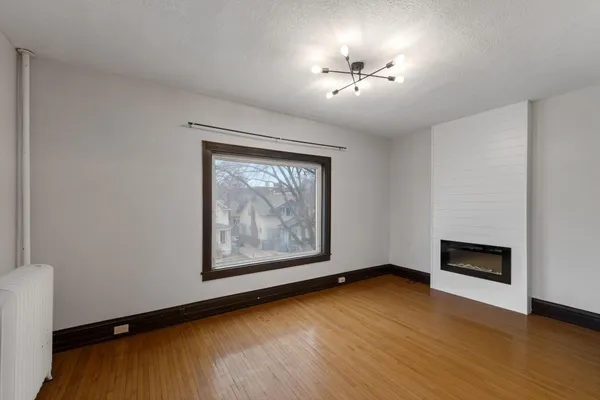 $1,395 | 2881 Irving Avenue South, Unit 201, Minneapolis, MN 55408