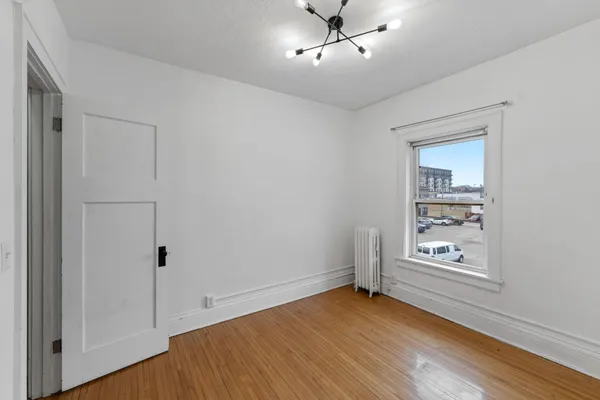 $1,395 | 2881 Irving Avenue South, Unit 201, Minneapolis, MN 55408