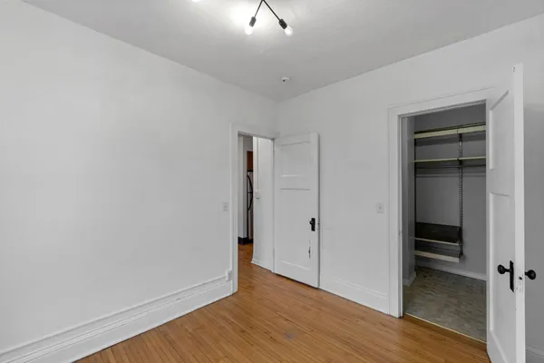 $1,395 | 2881 Irving Avenue South, Unit 201, Minneapolis, MN 55408