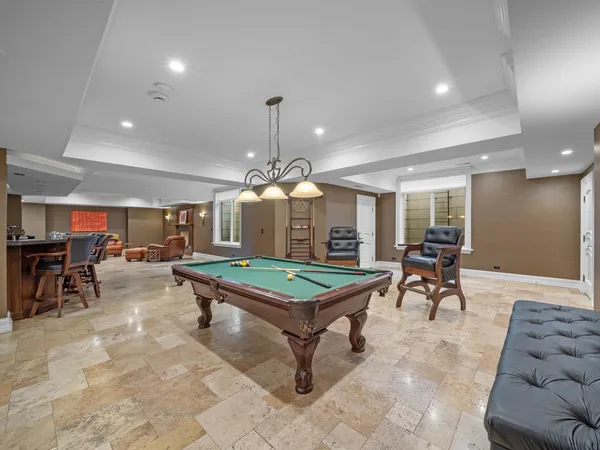 700 Greenwood Road, Northbrook, IL 60062