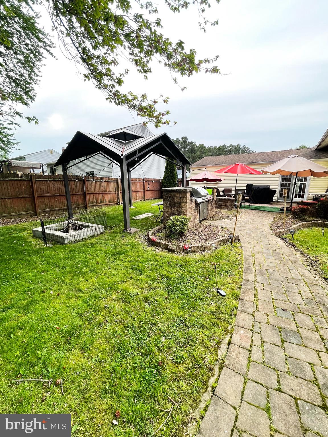 1 Broadleaf Drive Newark, DE 19702 - Photo 2 of 32