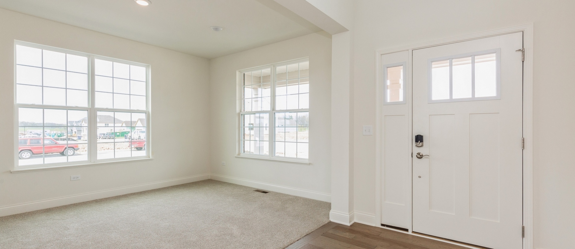 3633 Emerald Road Elgin, IL 60124 - Photo 3 of 19