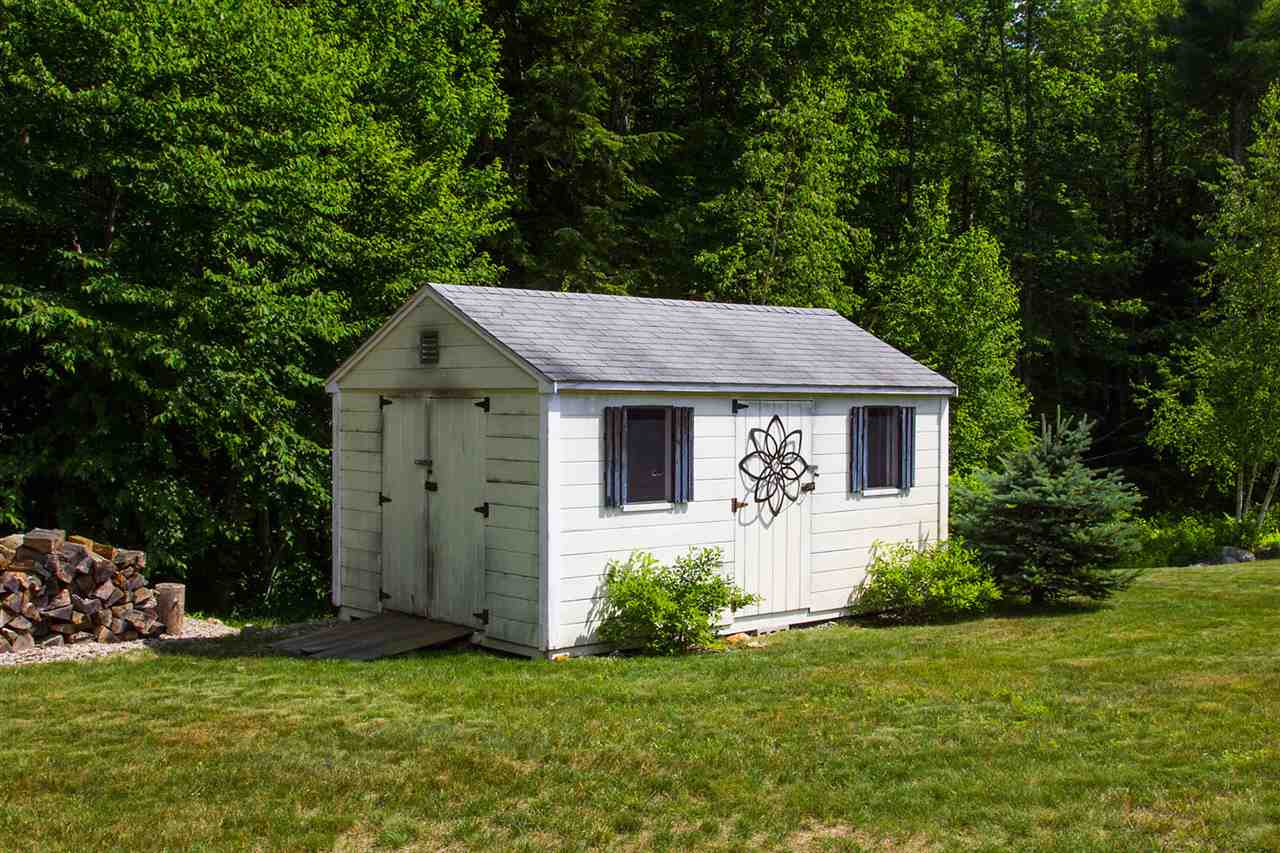 17 Round Robin Loop Fremont, NH 03044 - Photo 26 of 29