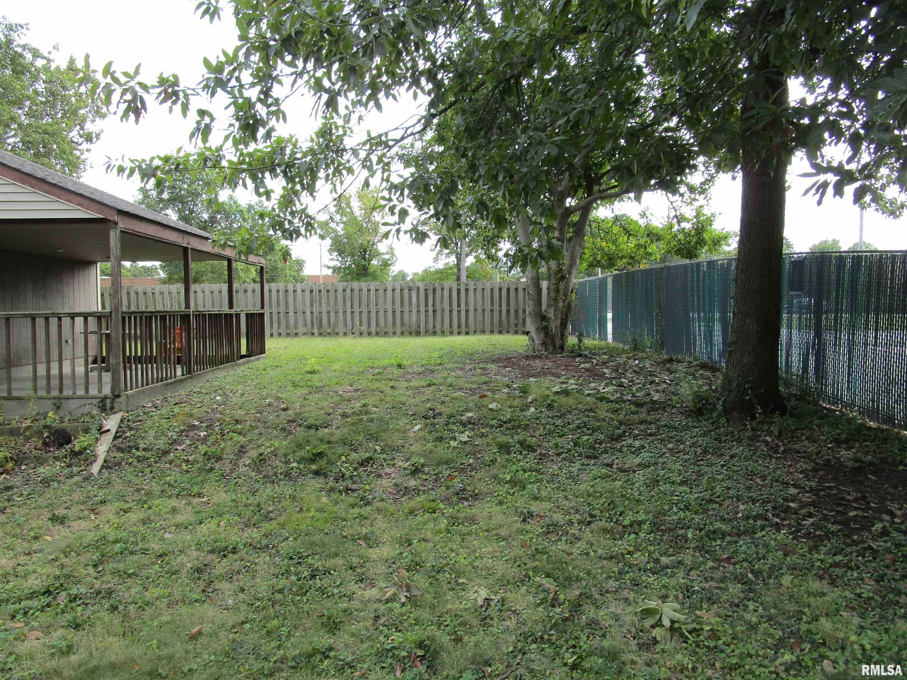 1244 Mossman Avenue Springfield, IL 62702 - Photo 23 of 81 Gallery Image 23