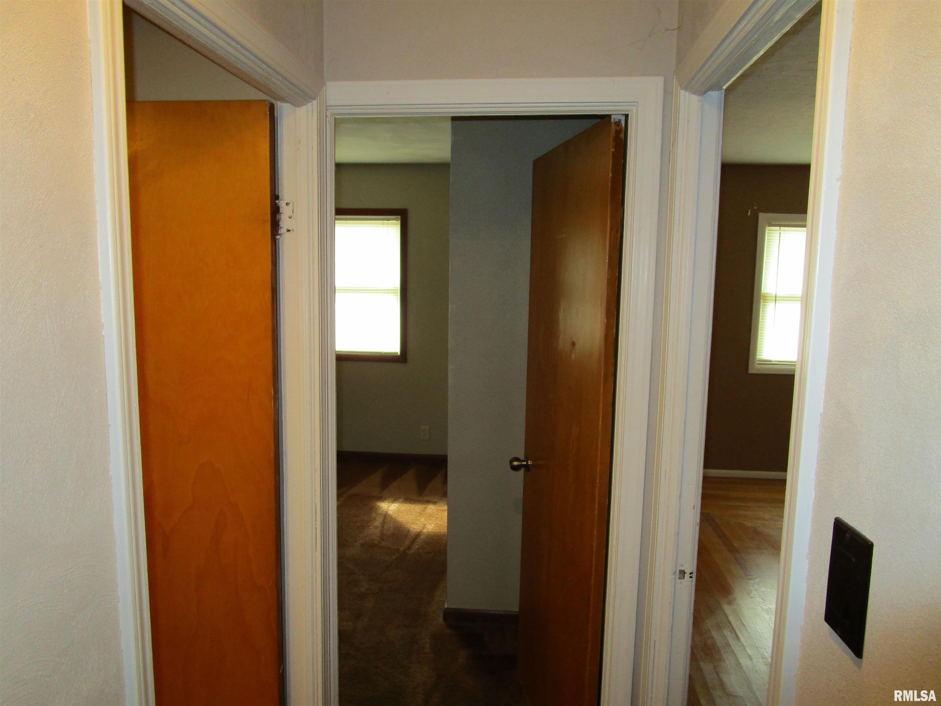 1244 Mossman Avenue Springfield, IL 62702 - Photo 35 of 81 Gallery Image 35