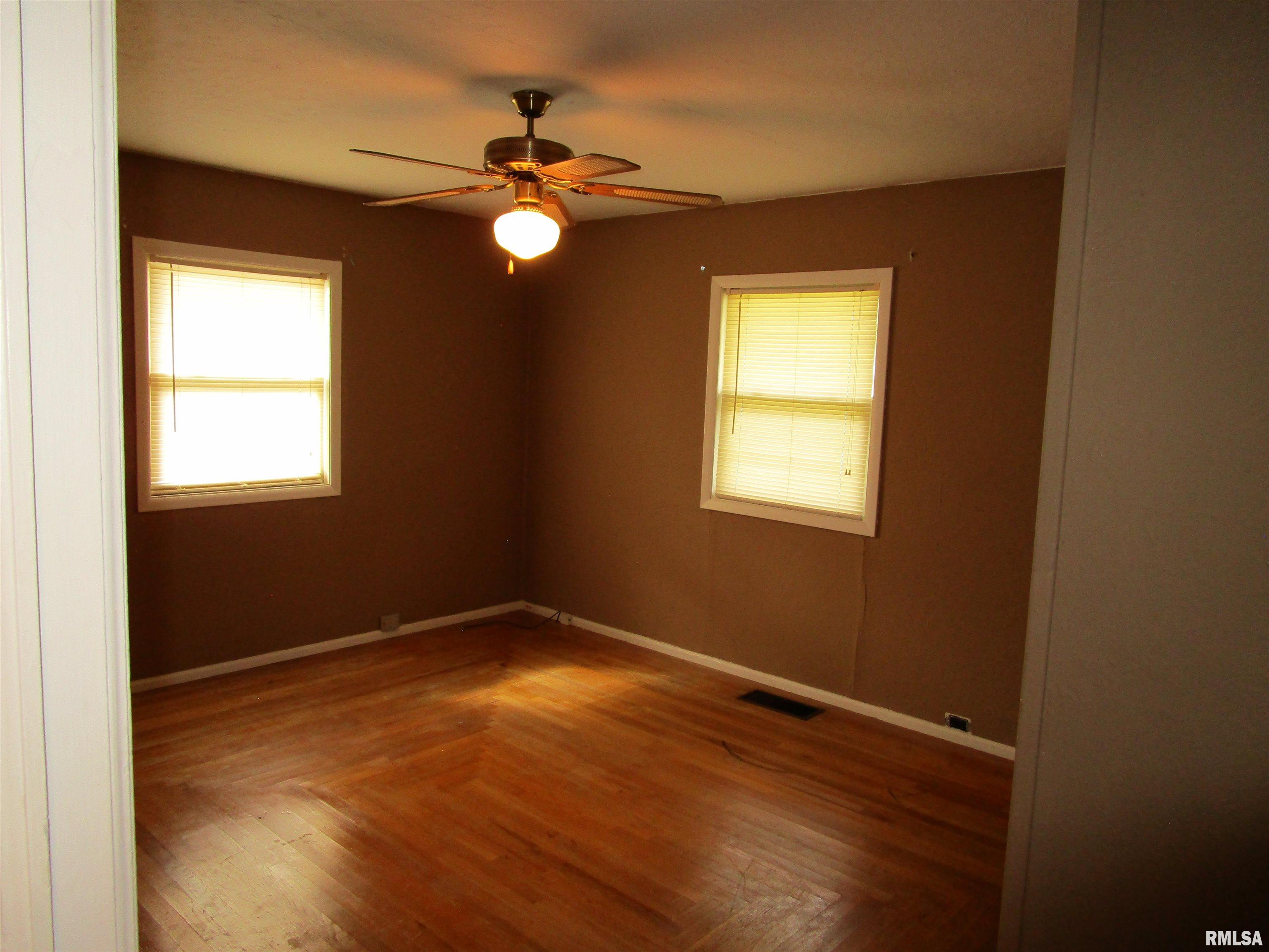 1244 Mossman Avenue Springfield, IL 62702 - Photo 36 of 81 Gallery Image 36