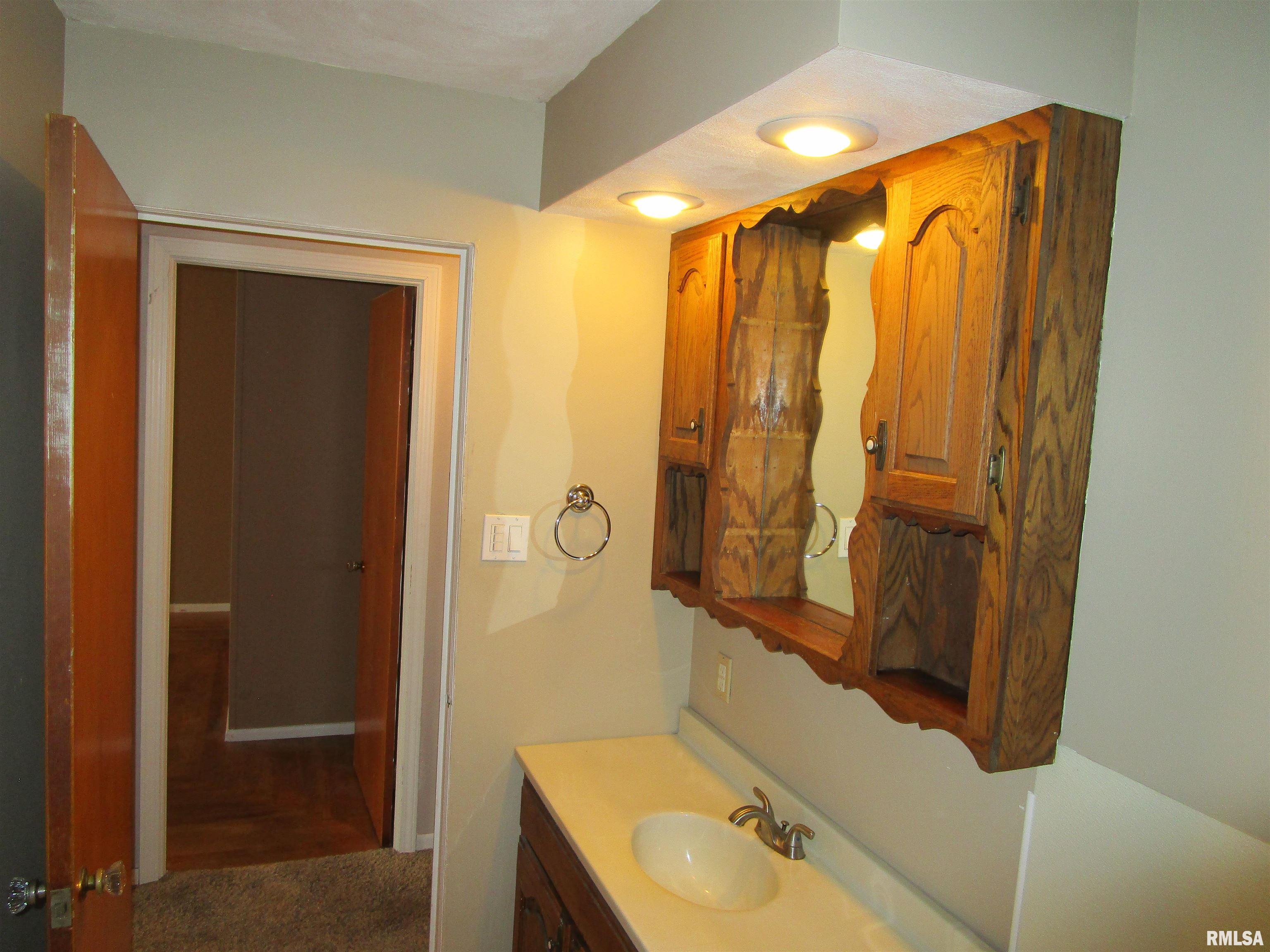 1244 Mossman Avenue Springfield, IL 62702 - Photo 46 of 81 Gallery Image 46
