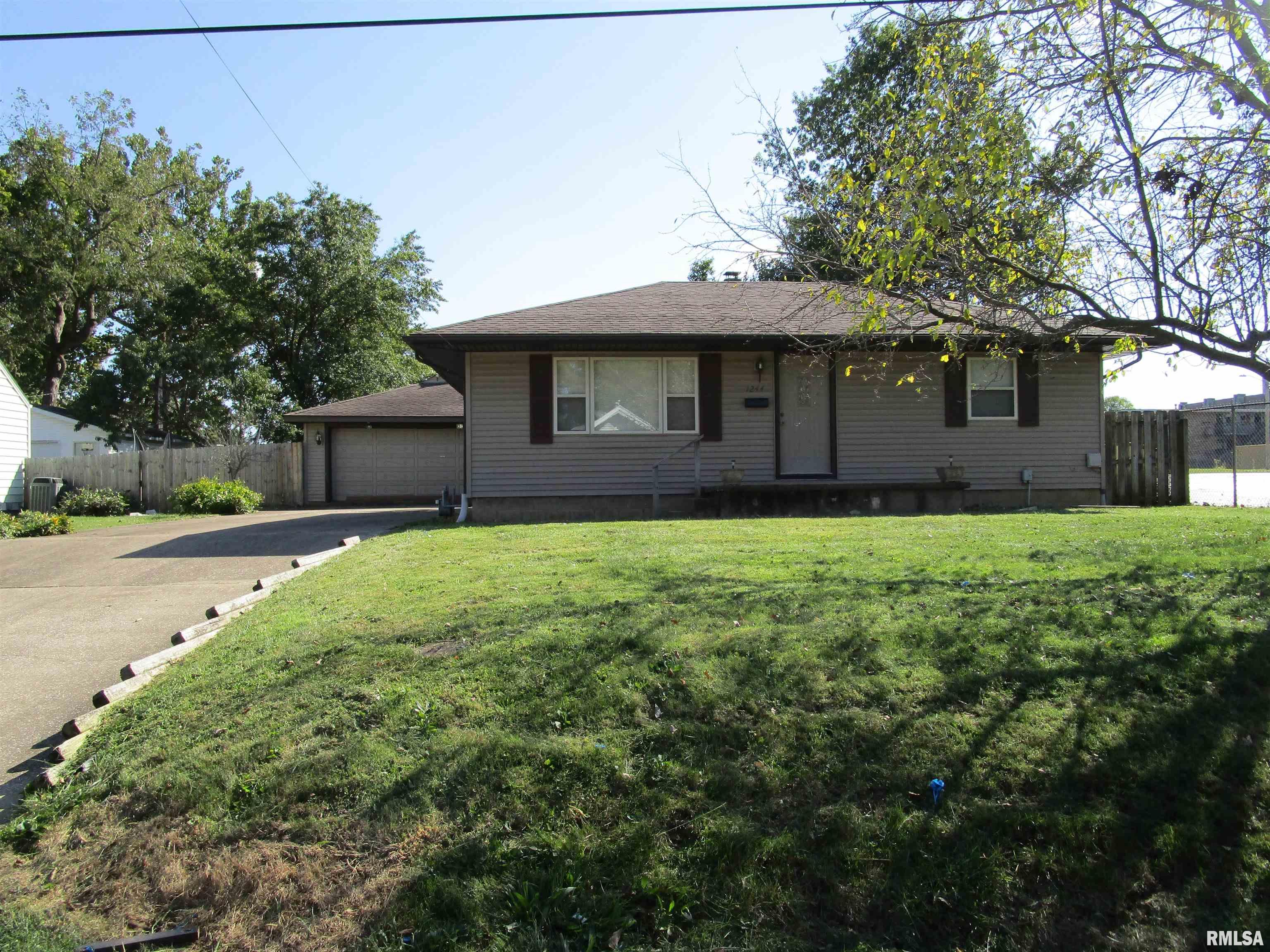 1244 Mossman Avenue Springfield, IL 62702 - Photo 64 of 81 Gallery Image 64