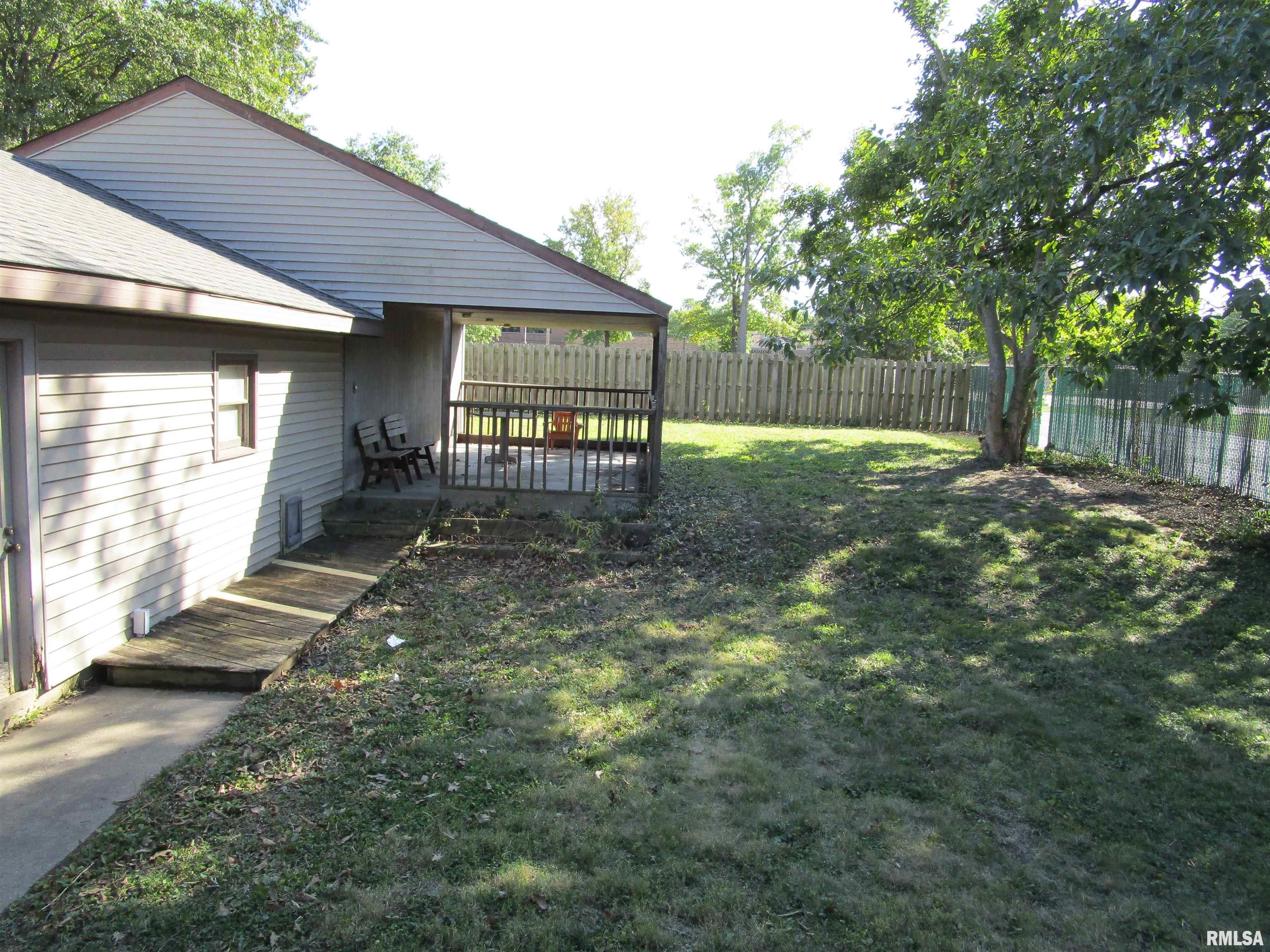 1244 Mossman Avenue Springfield, IL 62702 - Photo 80 of 81 Gallery Image 80