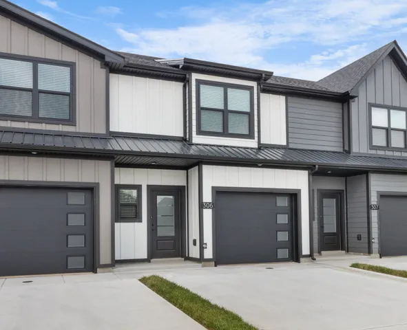 a house view with a outdoor space