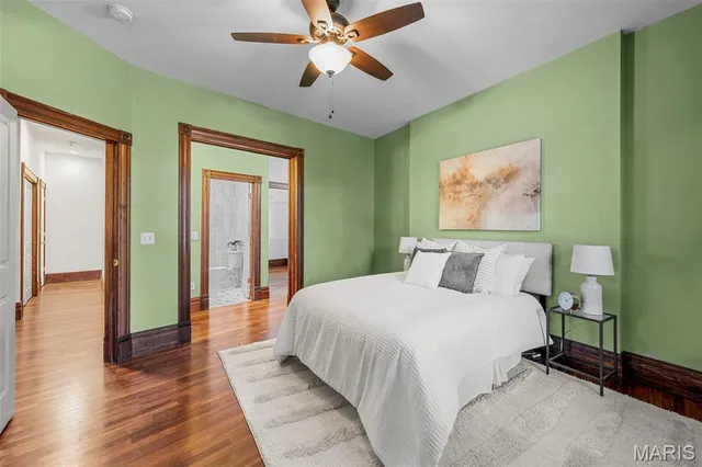 $319,900 | 2870 Texas Avenue, St. Louis, MO 63118