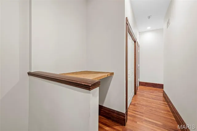 $319,900 | 2870 Texas Avenue, St. Louis, MO 63118