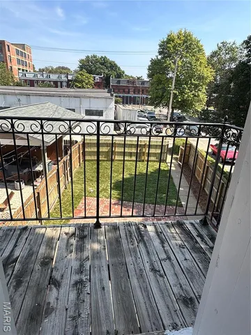$319,900 | 2870 Texas Avenue, St. Louis, MO 63118
