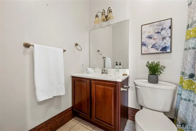 $319,900 | 2870 Texas Avenue, St. Louis, MO 63118