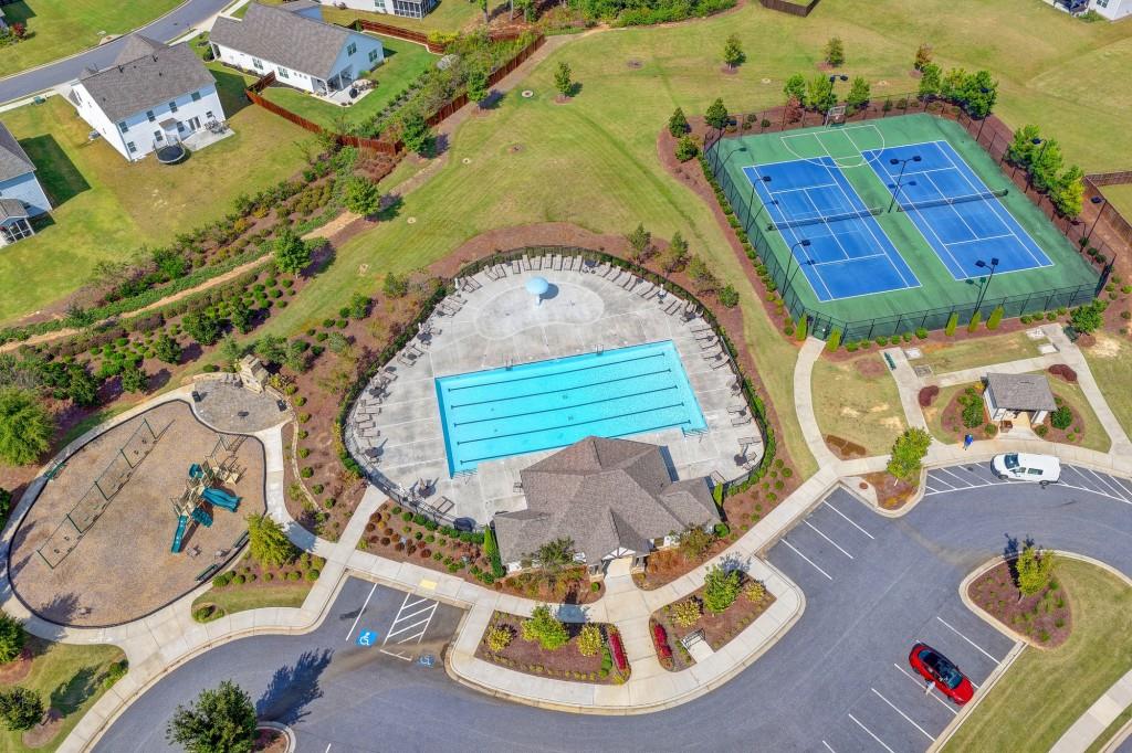 7535 Rambling Vale Dawsonville, GA 30534 - Photo 67 of 69 an aerial view of a swimming pool