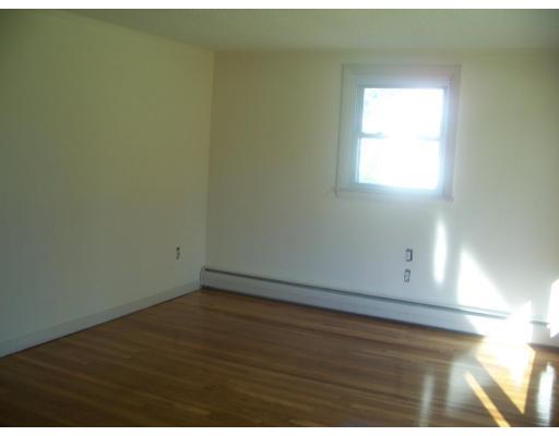 117 Stevens Road Swansea, MA 02777 - Photo 6 of 7 Gallery Image 6