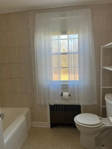 $3,100 | 383 Wells Road, Wethersfield, CT 06109