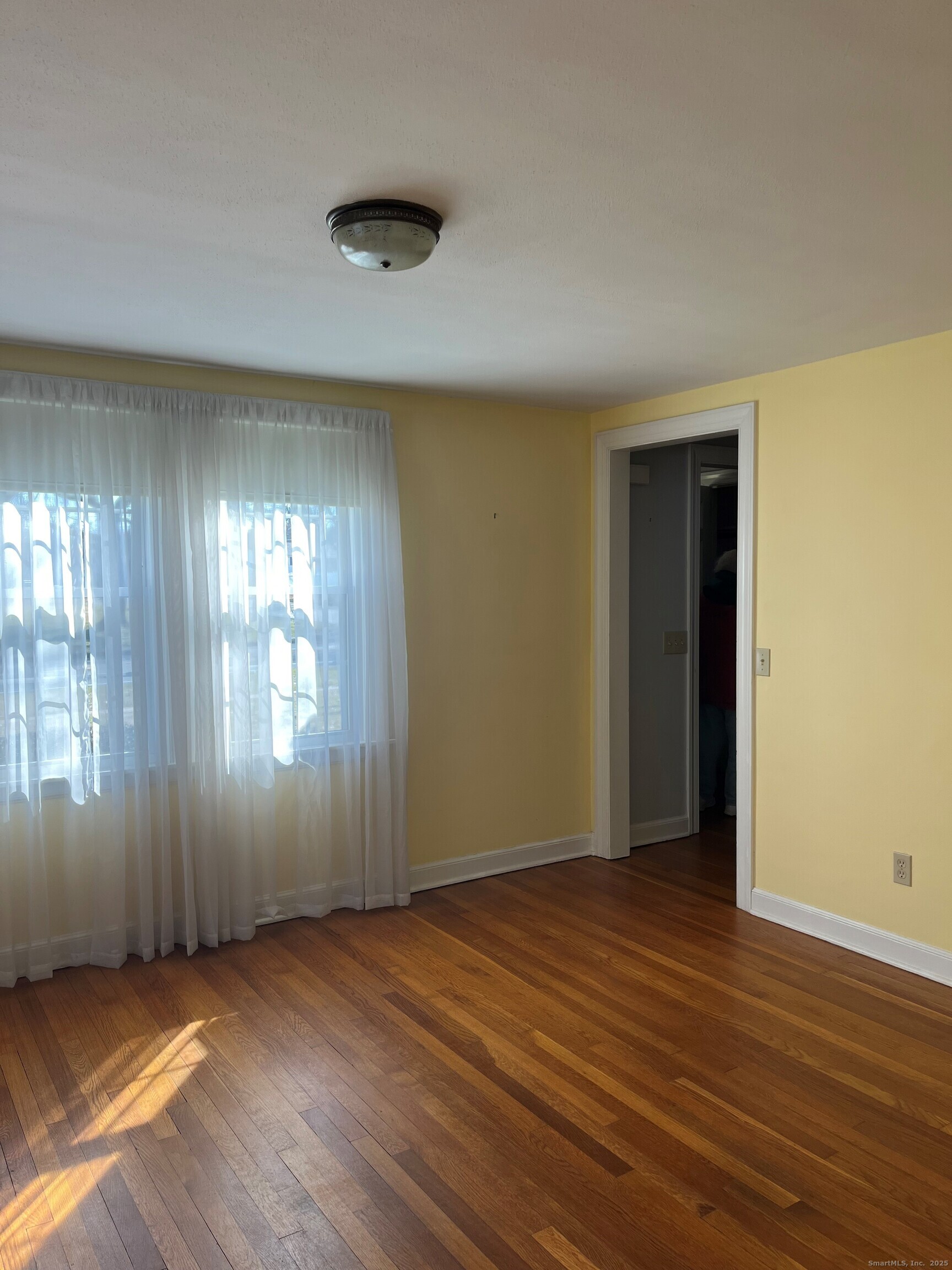 383 Wells Road Wethersfield, CT 06109 - Photo 7 of 20