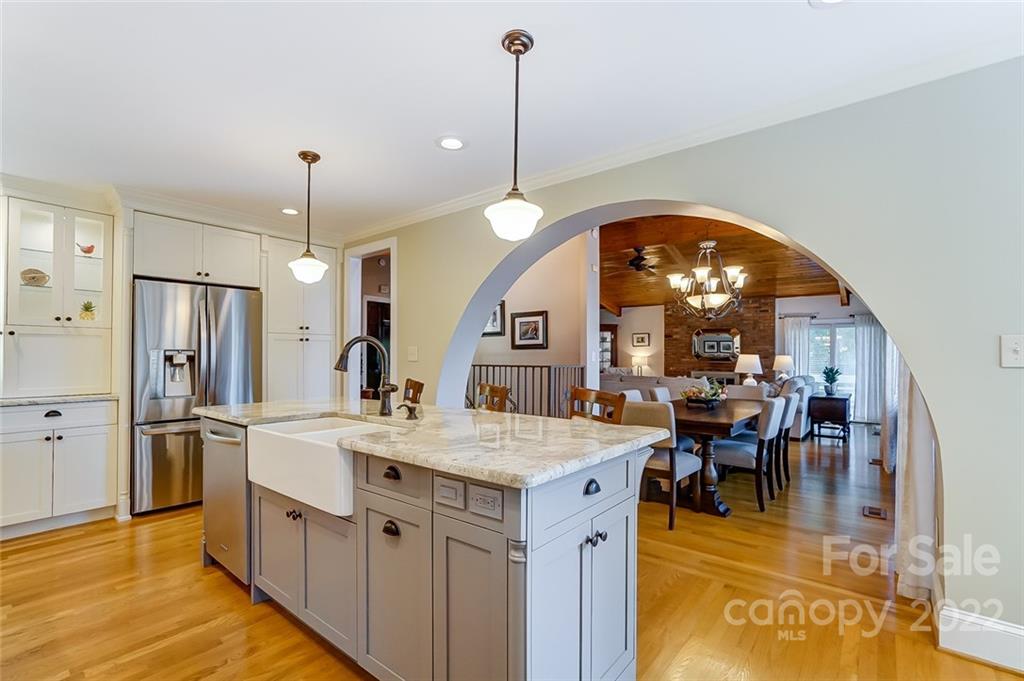 7127 Hopeton Road Charlotte, NC 28210 - Photo 13 of 48 Gallery Image 13