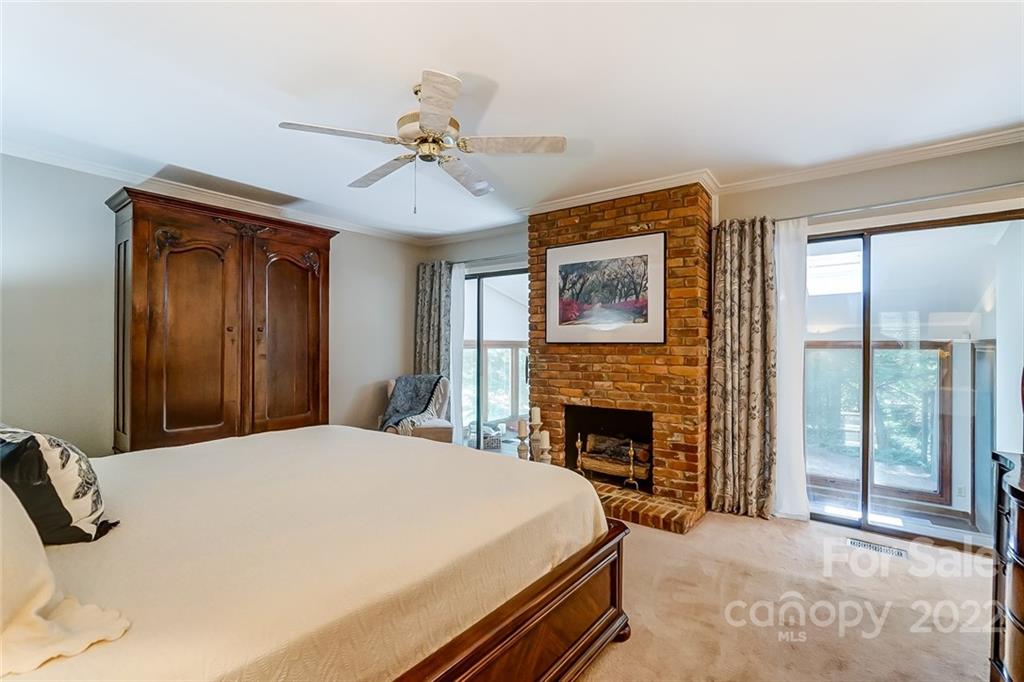 7127 Hopeton Road Charlotte, NC 28210 - Photo 23 of 48 Gallery Image 23