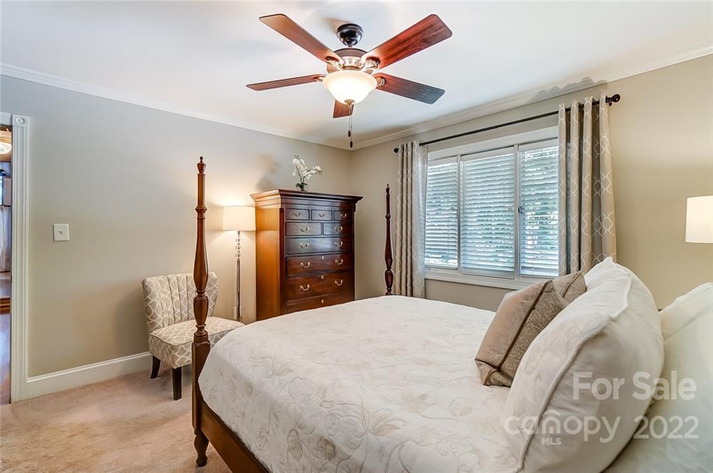 7127 Hopeton Road Charlotte, NC 28210 - Photo 30 of 48 Gallery Image 30