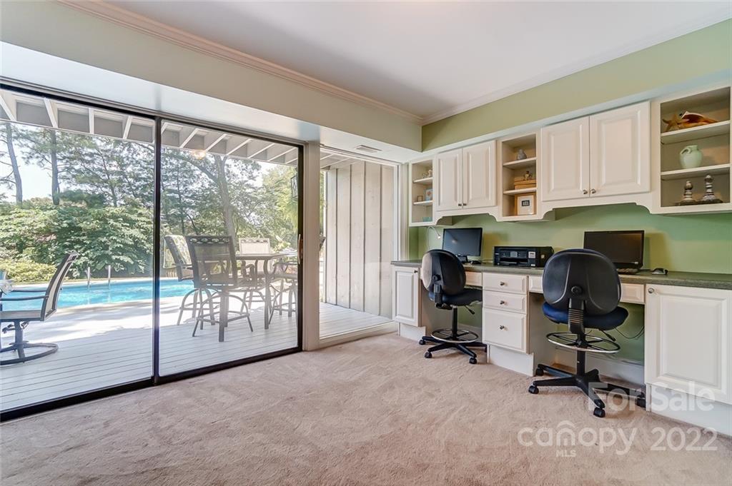 7127 Hopeton Road Charlotte, NC 28210 - Photo 35 of 48 Gallery Image 35