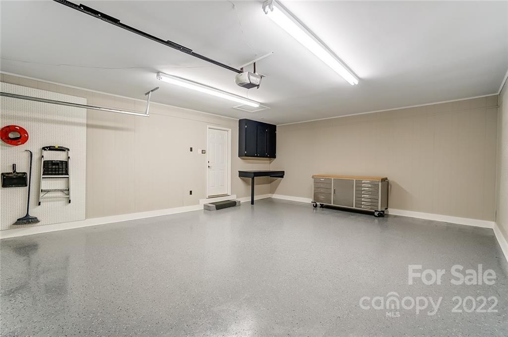 7127 Hopeton Road Charlotte, NC 28210 - Photo 46 of 48 Gallery Image 46