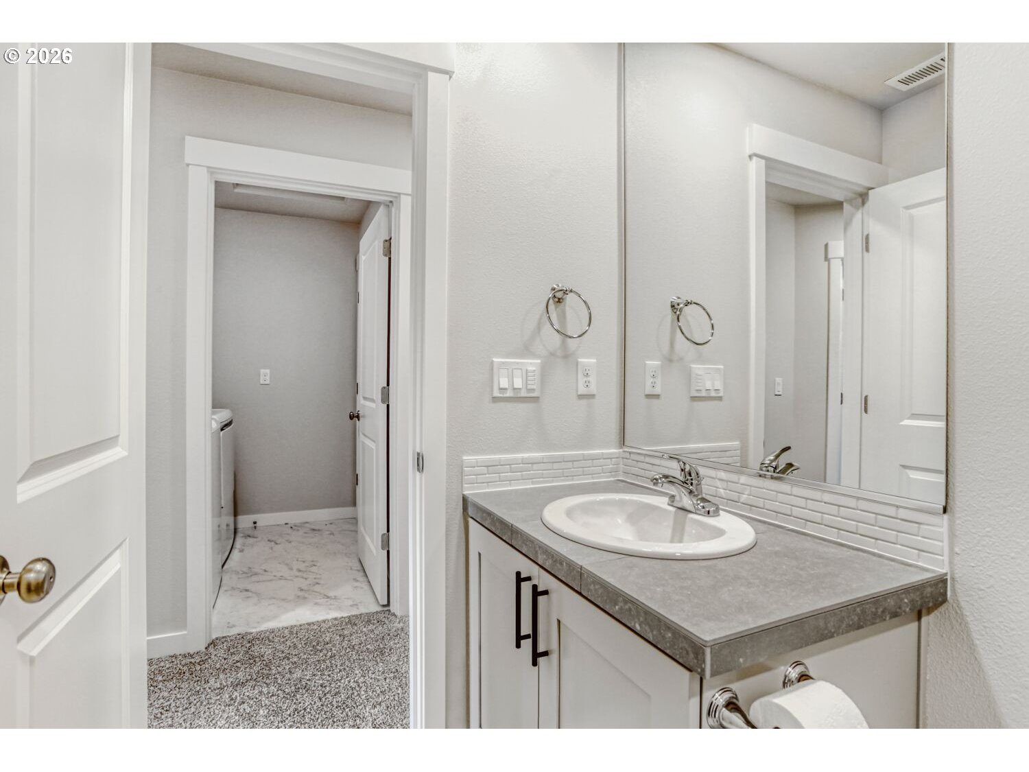 3131 South Linden Street Cornelius, OR 97113 - Photo 24 of 30 Bathroom