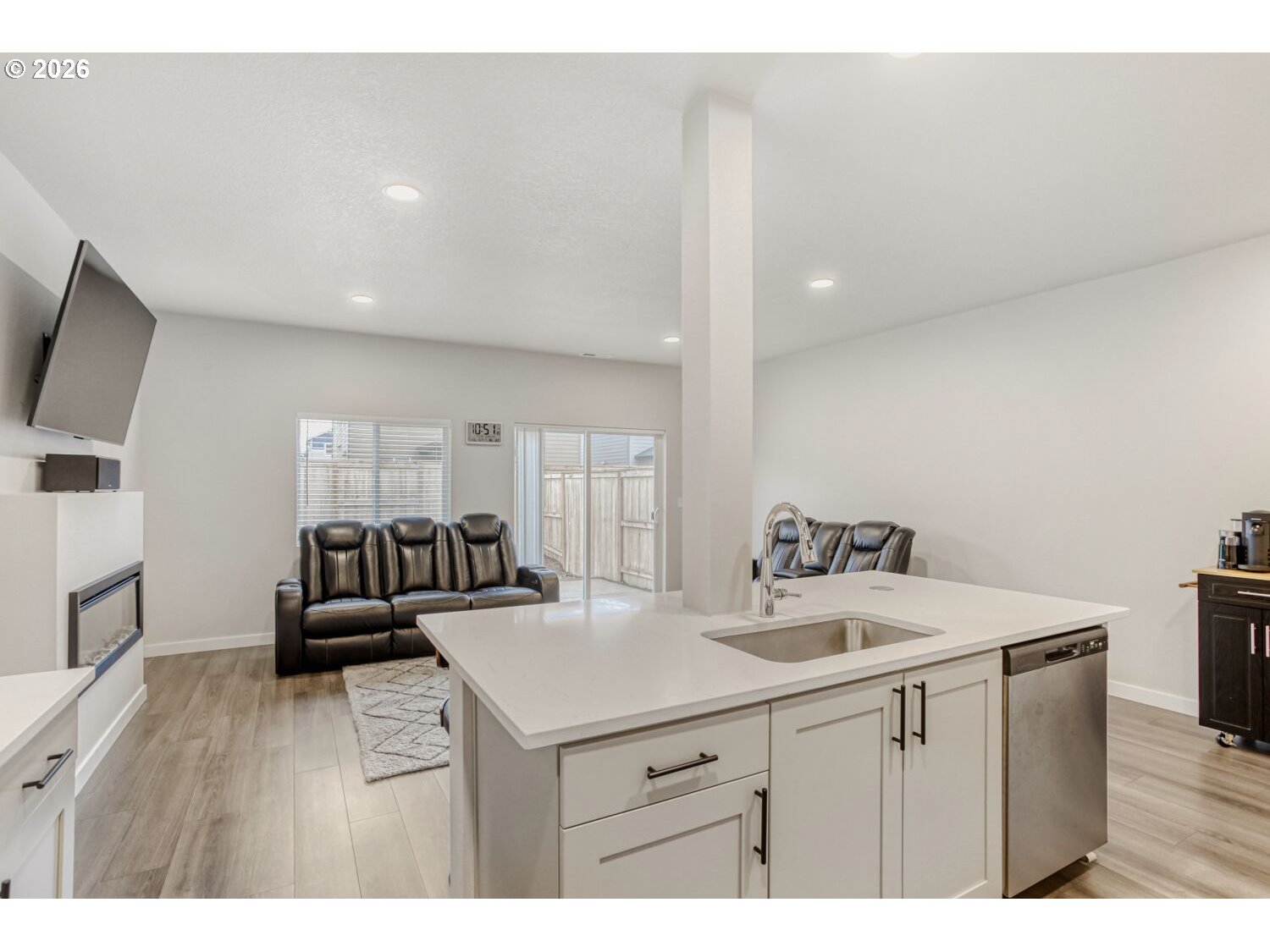 3131 South Linden Street Cornelius, OR 97113 - Photo 9 of 30 Kitchen