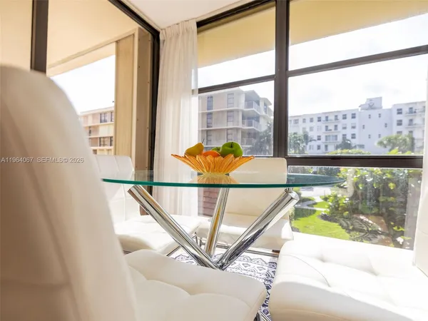 $5,900 | South Palm Beach - Palm Beach, Palm Beach, FL 33480